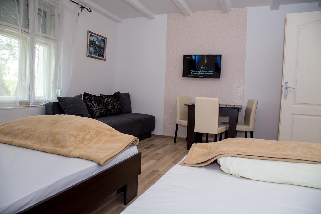 Casa Bella & Nova Hotel Palic Ngoại thất bức ảnh