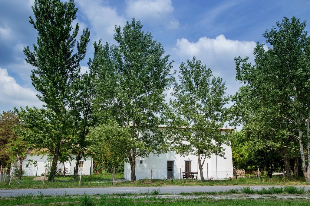 Casa Bella & Nova Hotel Palic Ngoại thất bức ảnh